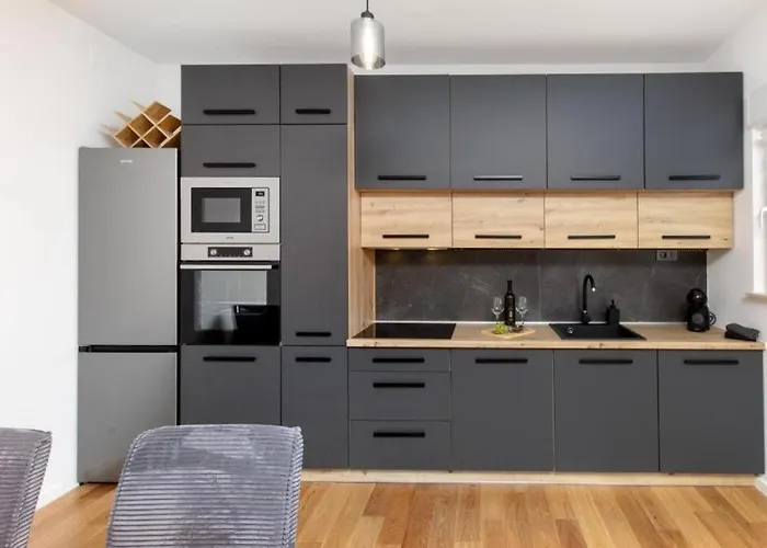 Apartment With Parking Space - 25365